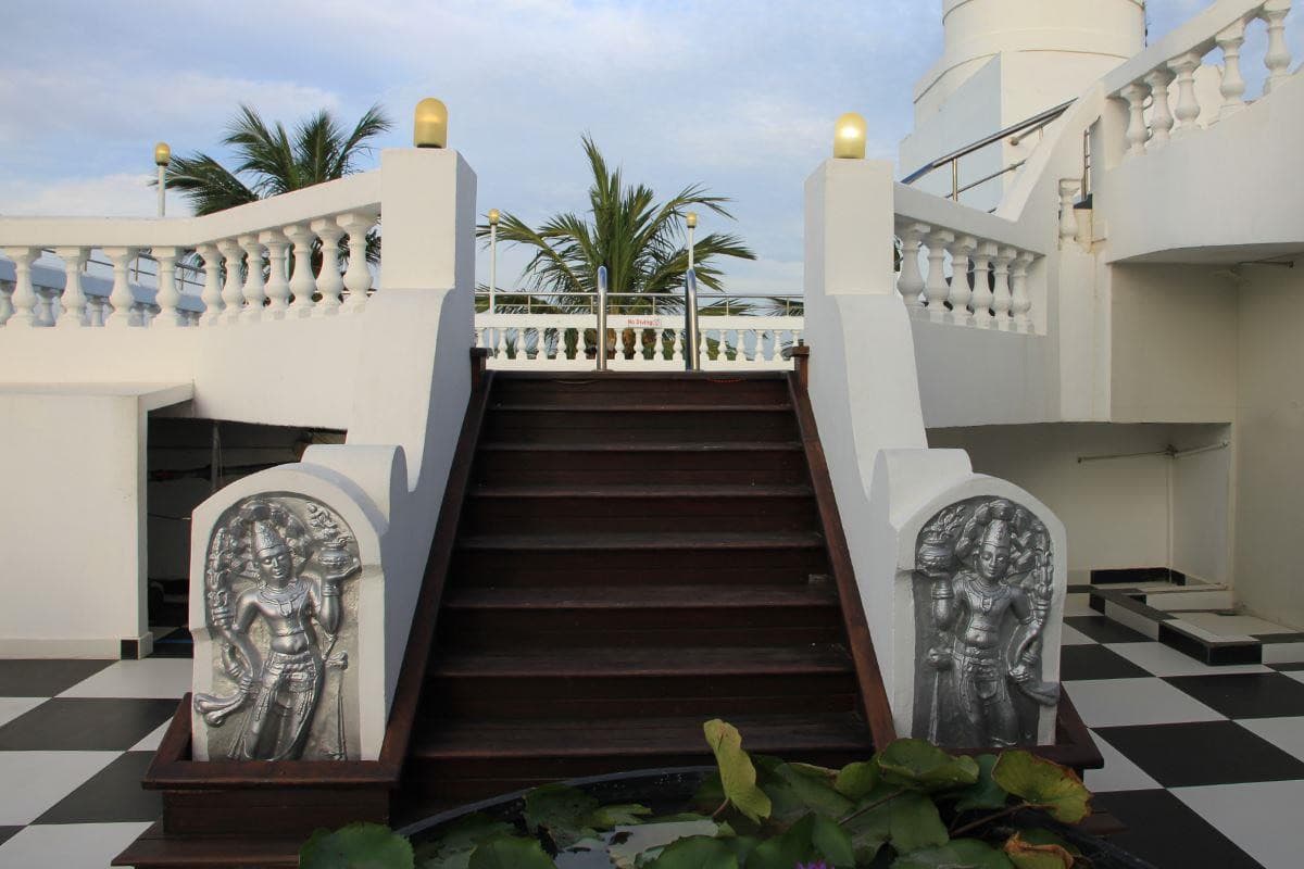 Royal Castle Hotel