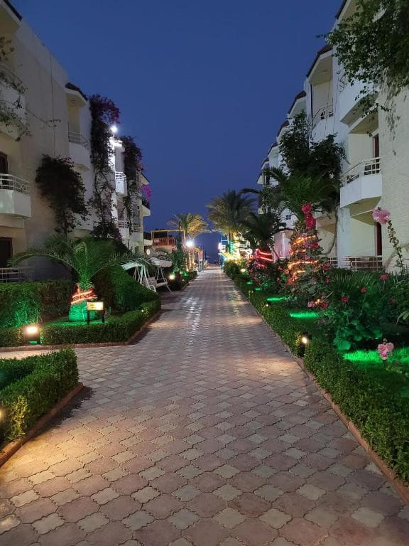 Minamark Beach Resort