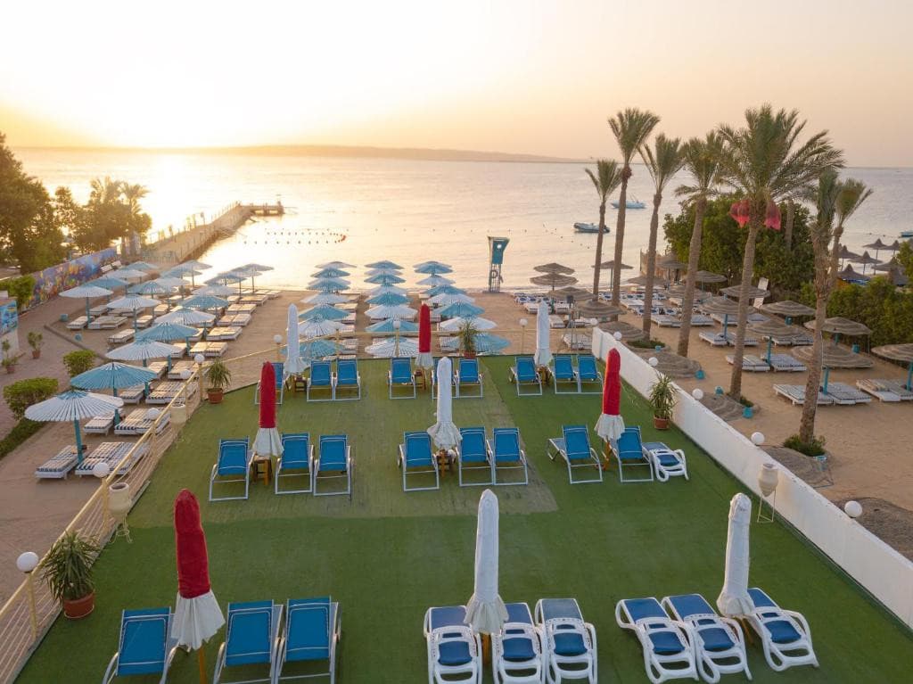 Minamark Beach Resort