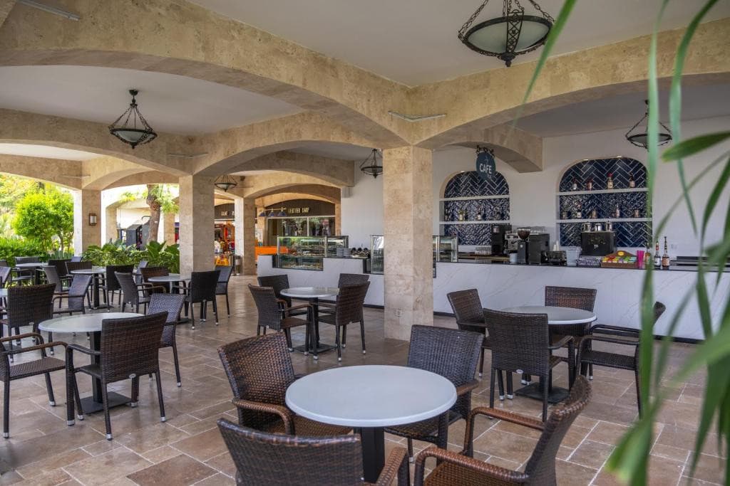 Otium Eco Club Side