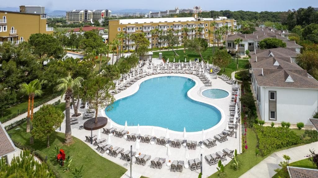 Otium Eco Club Side