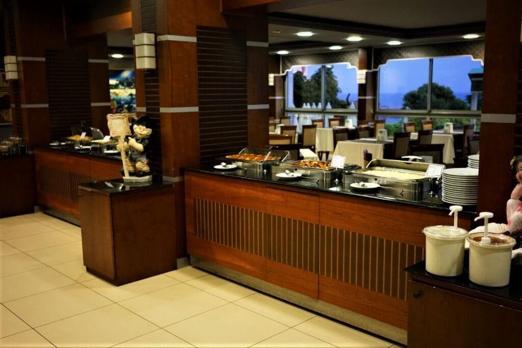 Lara Hotel