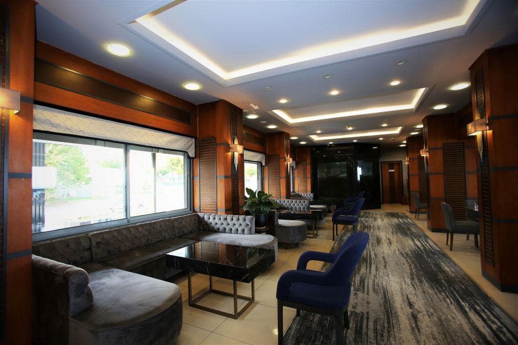 Lara Hotel