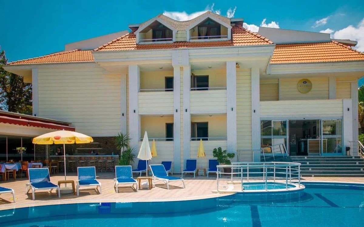 Emily Rose Hotel (ex. Monk Boutique Hotel)