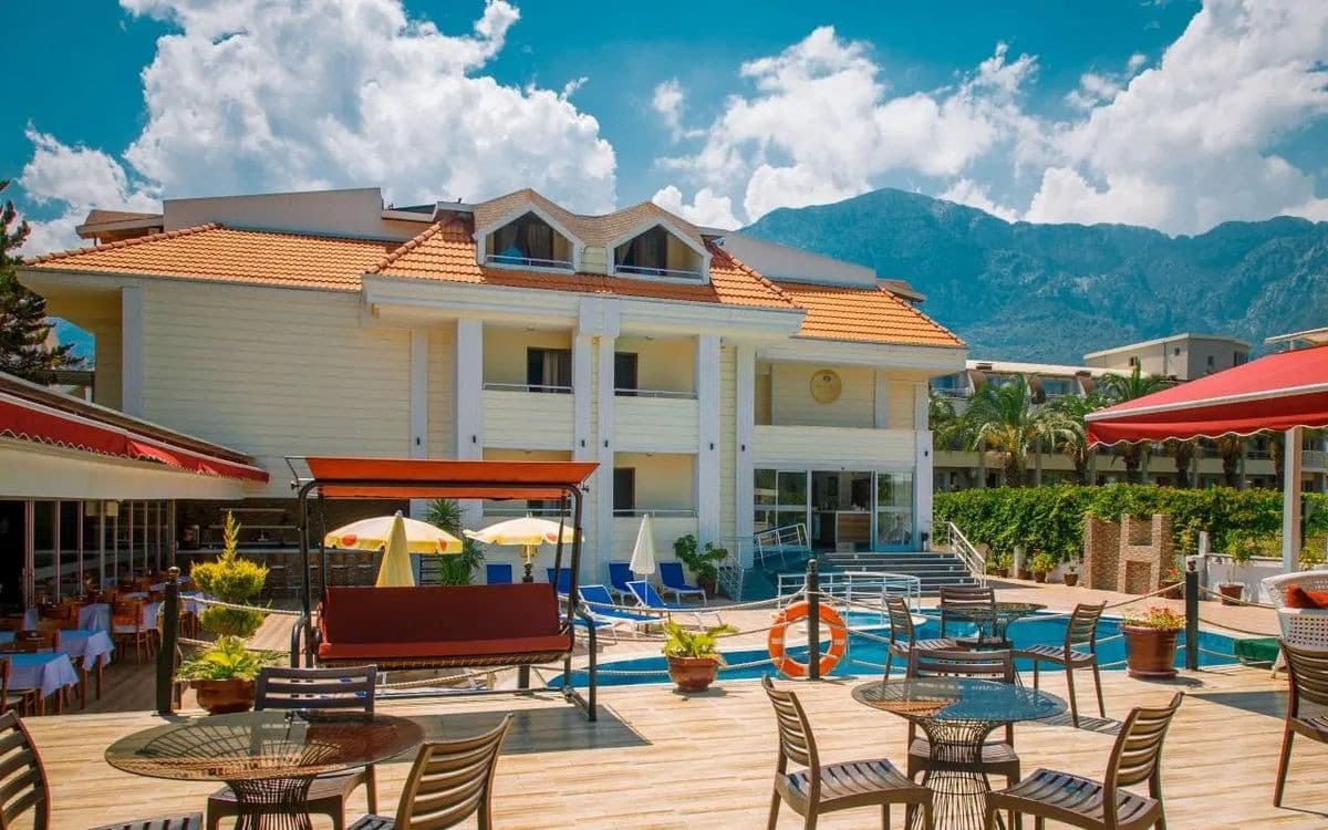 Emily Rose Hotel (ex. Monk Boutique Hotel)