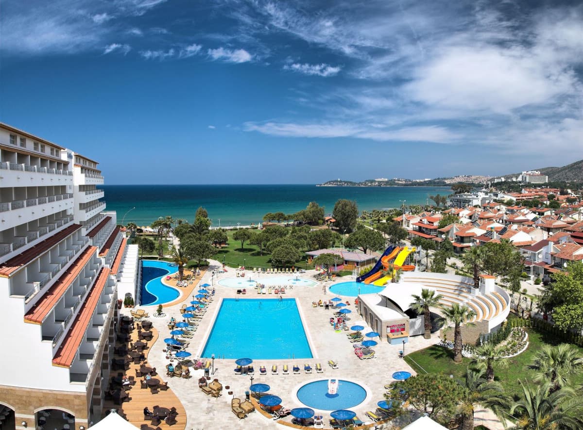 Batihan Beach Resort  & Spa