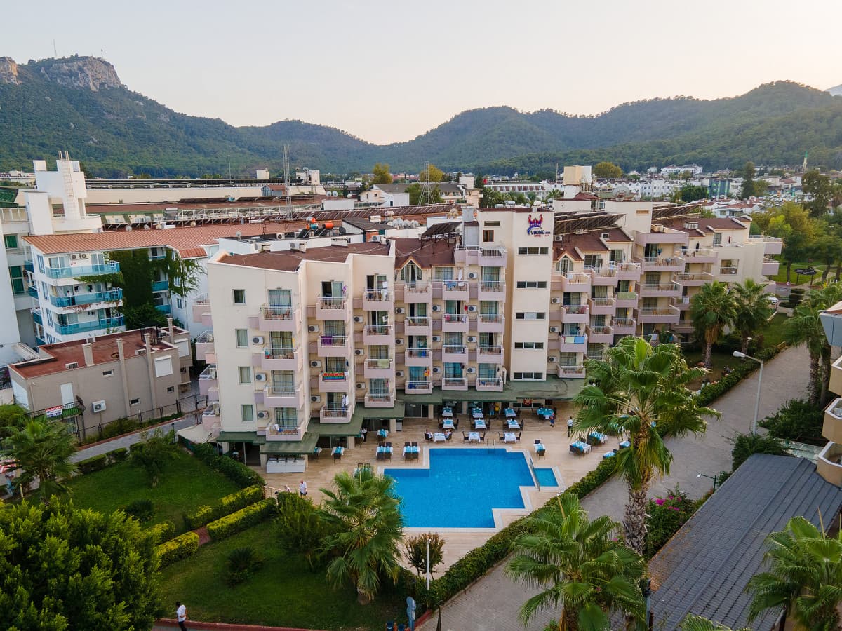 Viking Nona Beach Hotel