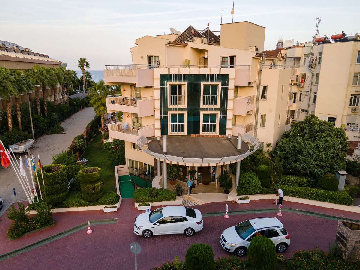 Viking Nona Beach Hotel