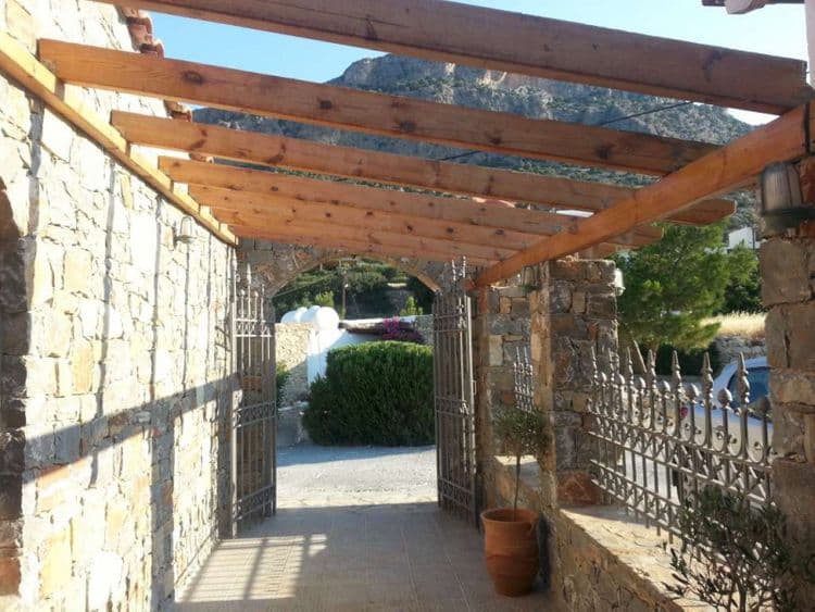 Creta Suites