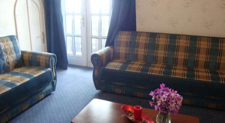 Elafos Hotel