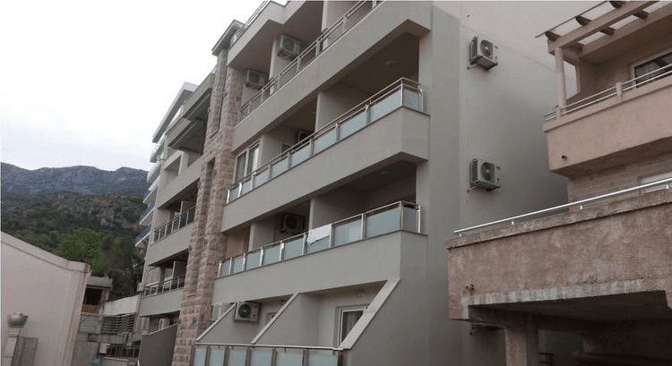 Aura Villa