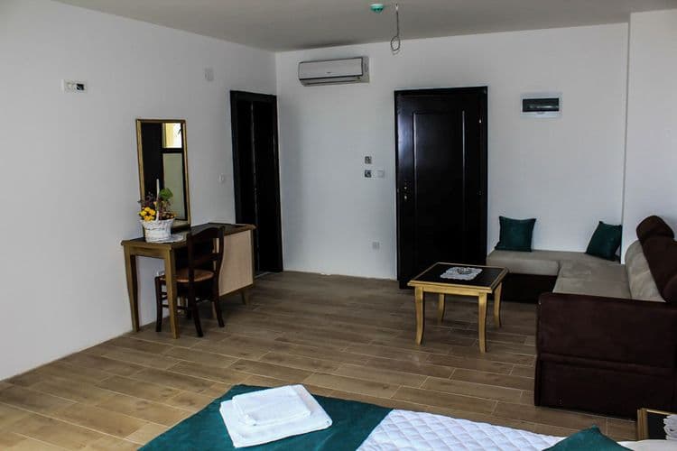 Ivanovic 2016 Villa