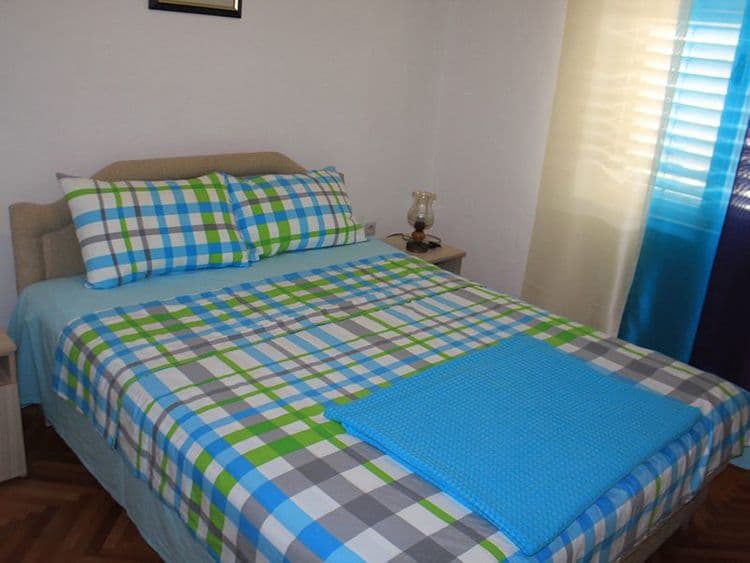 Danica Franeta Apartments