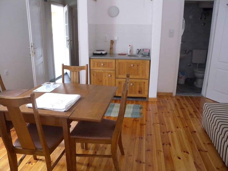 Markovic Sutomore Apartments