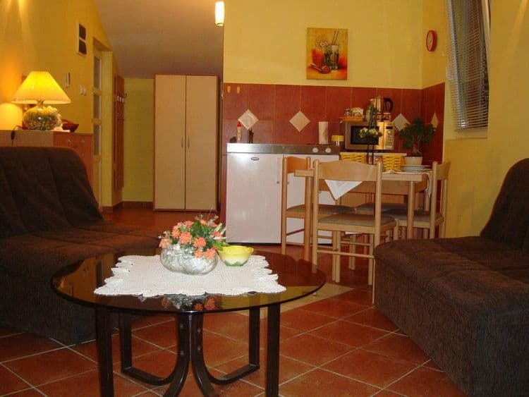 Zvicer Villa