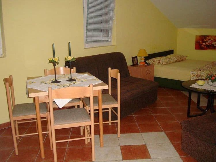 Zvicer Villa