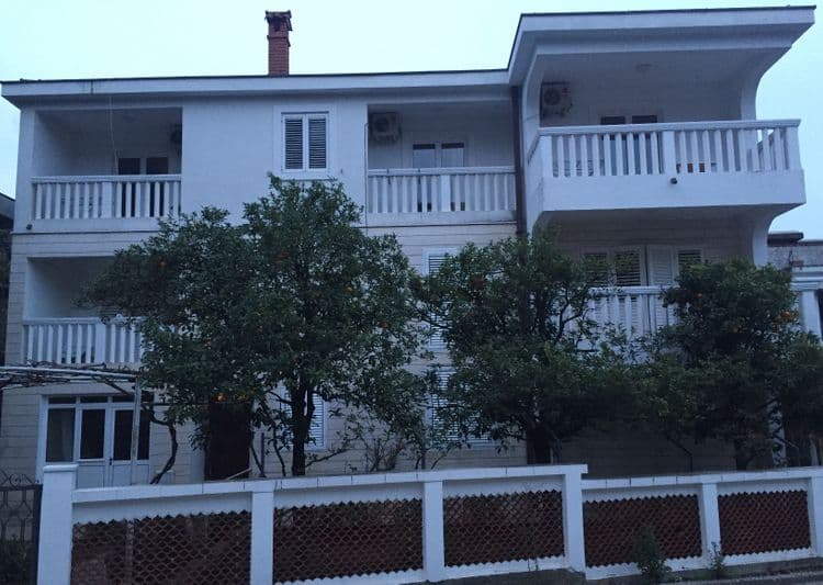 Vera Apartmani