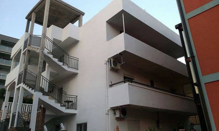 Marko Apartments