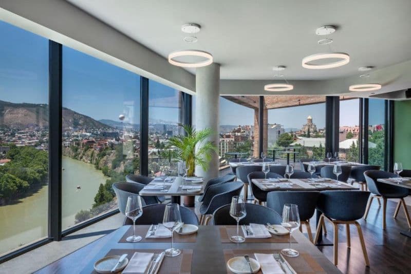 Golden Tulip Design Tbilisi