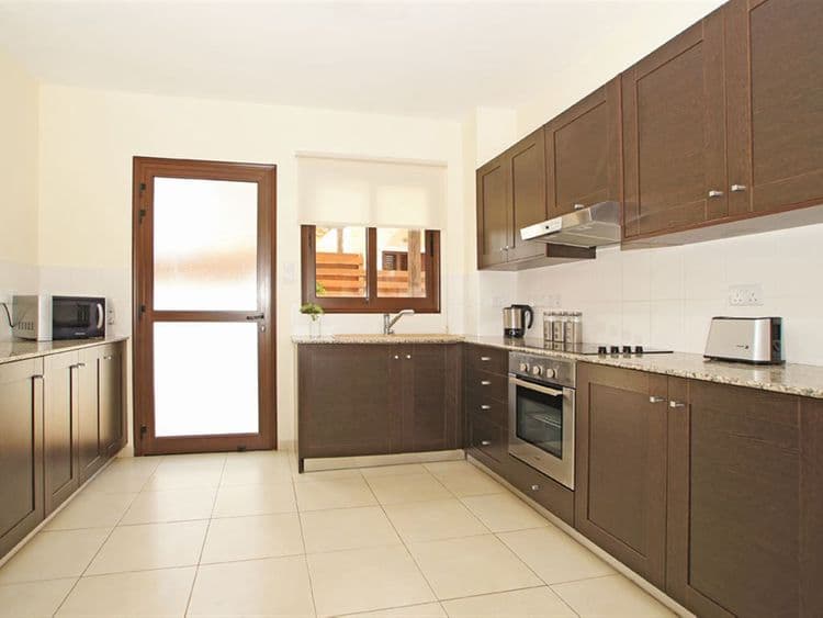 Agia Thekla Villas2Let