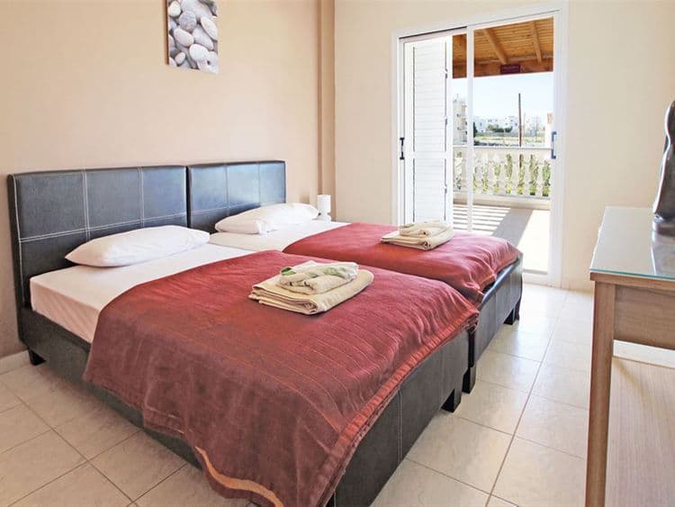 Kapparis Villas2Let