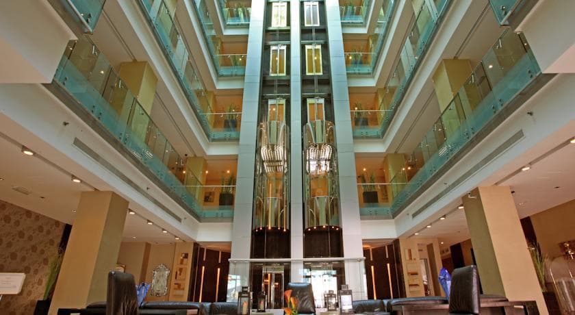 Royal Ascot Hotel Apartment
