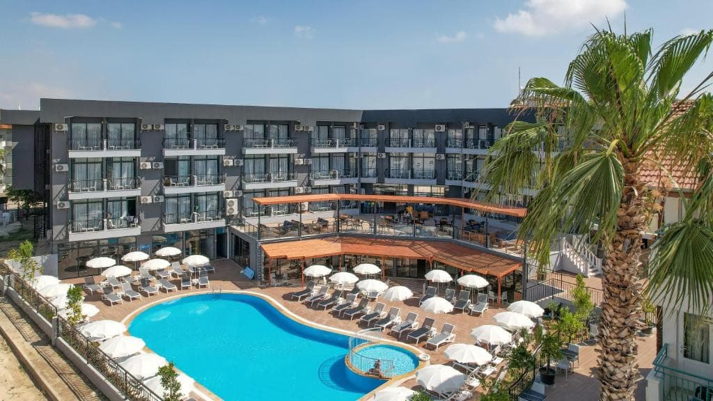Park Side Hotel