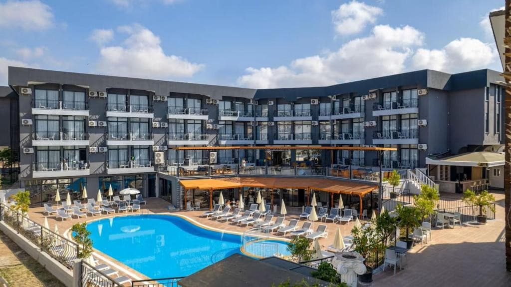 Park Side Hotel
