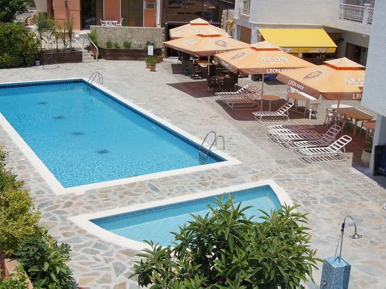 Antonis G Hotel Apartments