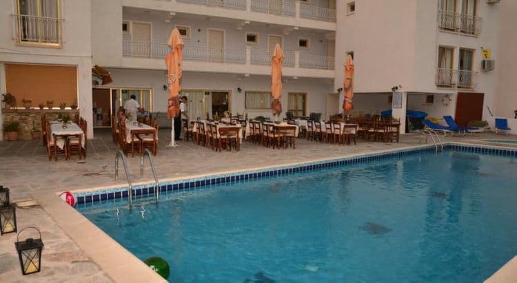 Antonis G Hotel Apartments