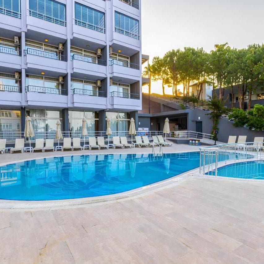 Sweet Park Hotel
