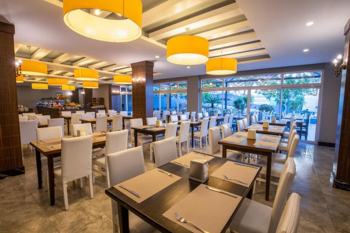 Sweet Park Hotel