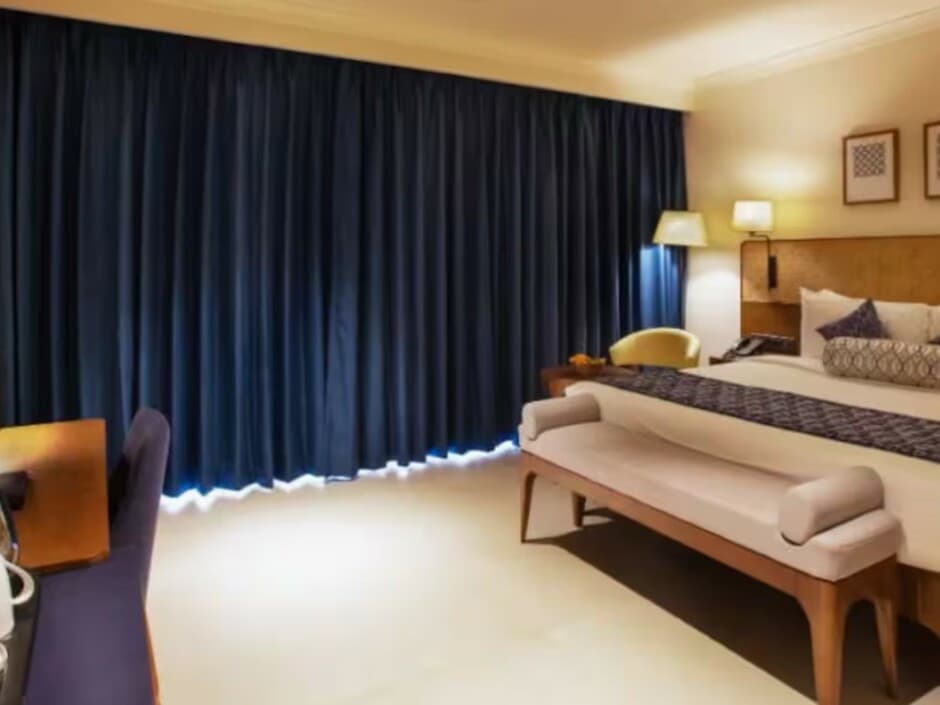MARQUIS BEACH RESORT