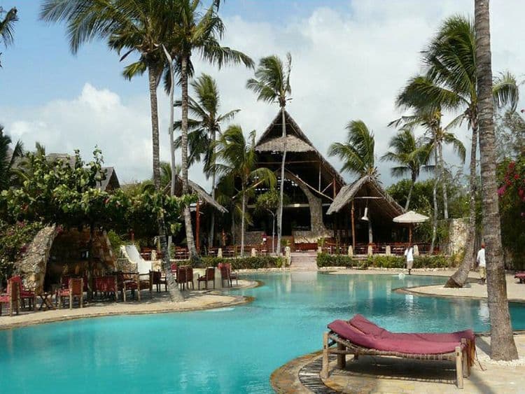 Palumboreef Beach Resort