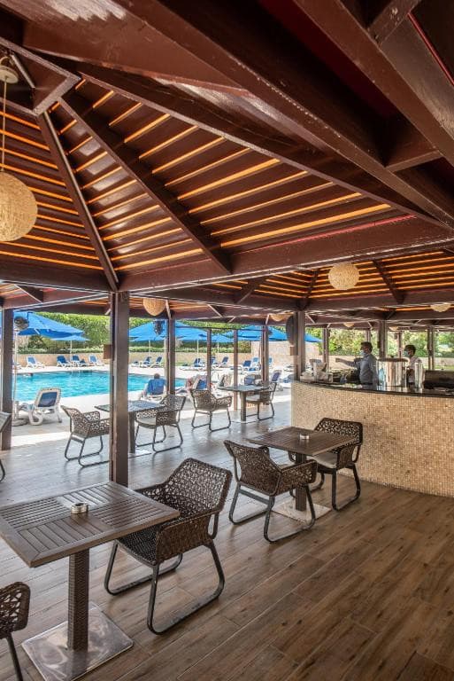 BM Beach Hotel