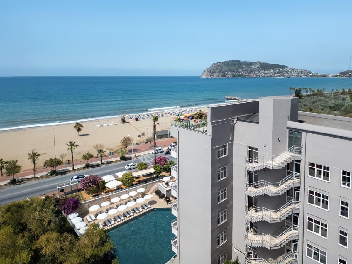 Blue Sky Hotel & Suite