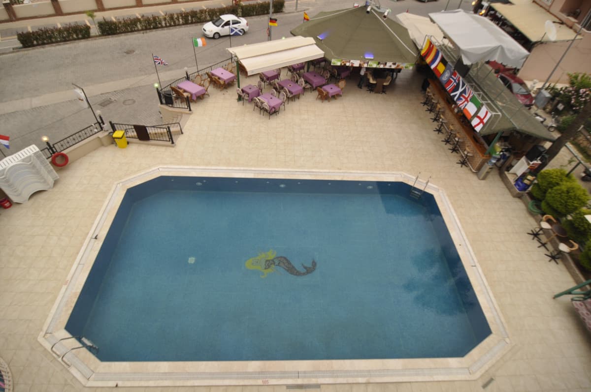 Club Dorado Hotel
