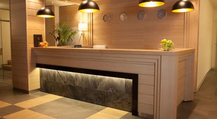 Amira Apartments & Spa