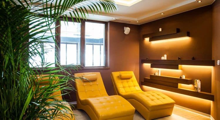 Amira Apartments & Spa
