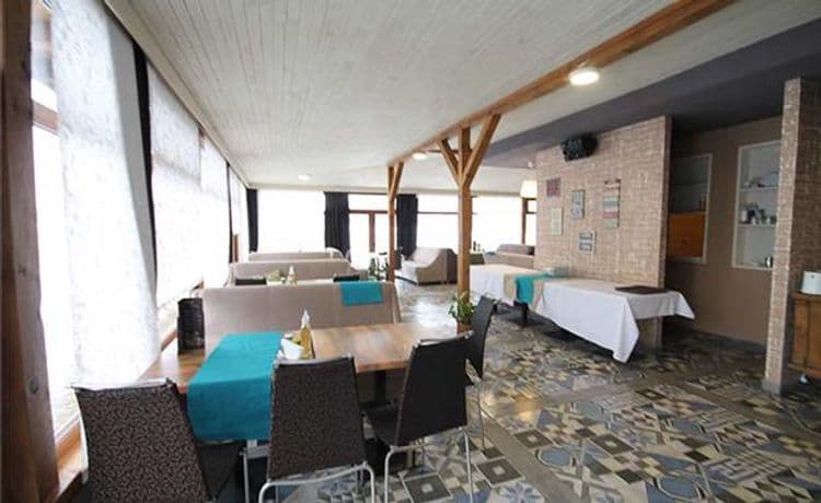 Seven Seasons Hotel & Spa