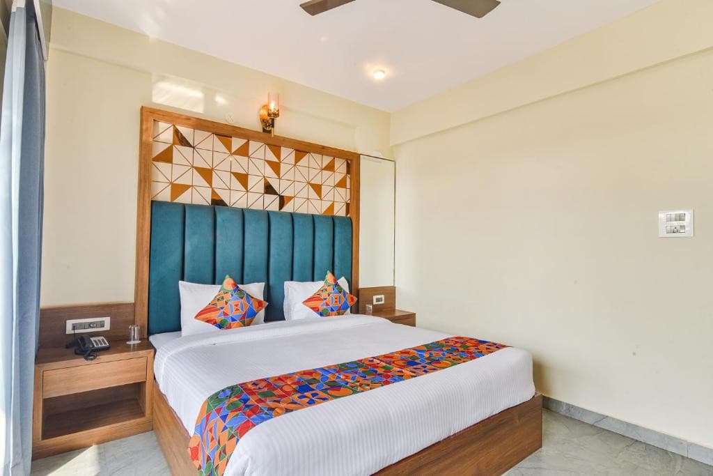 Jingle Tree Resort