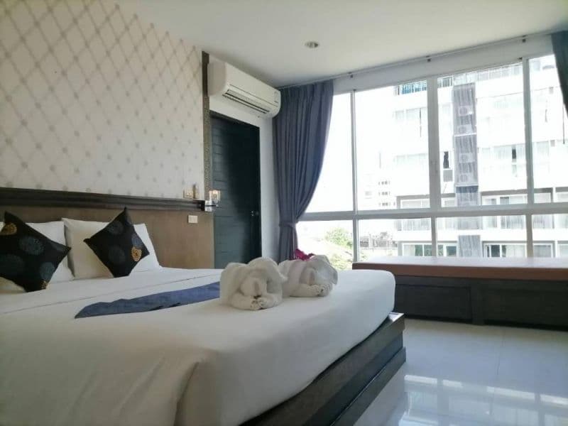 Nj Patong Hotel
