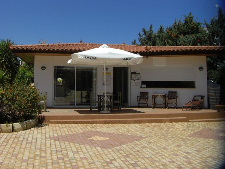 Ran-Mari Apartments