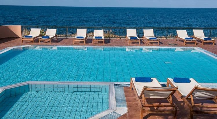 Koutrakis Suites