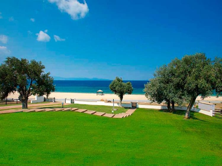 Avaton Luxury Villas Resort