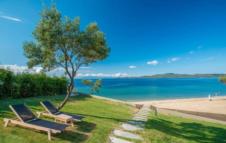Avaton Luxury Villas Resort