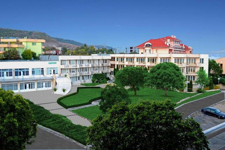 Royal Bay Garden