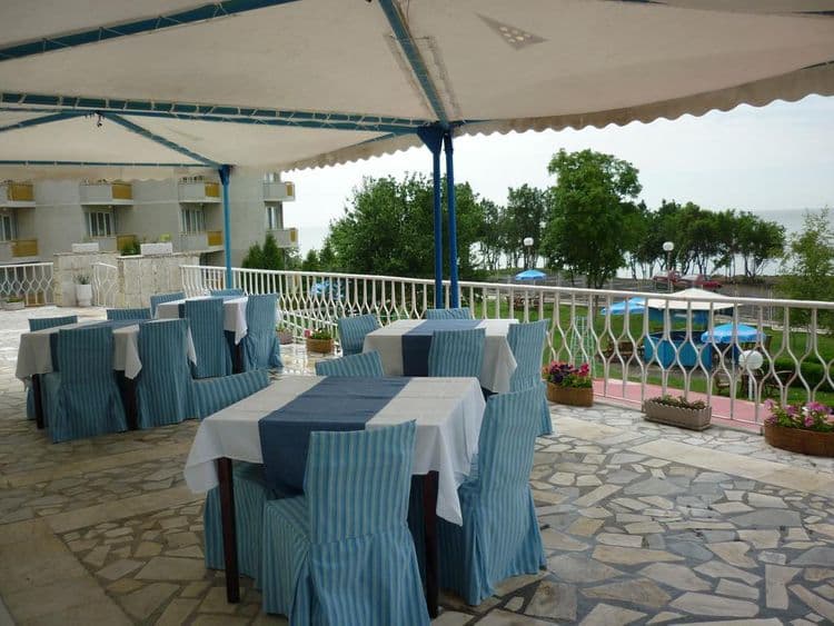 Royal Bay Garden