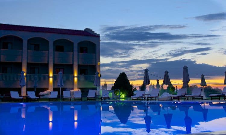 Heaven Hotel