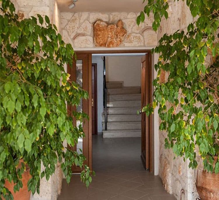 Maltinas House